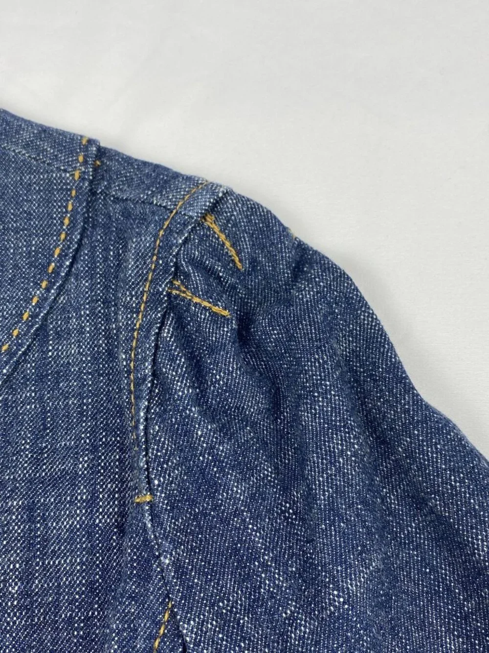 Ann Taylor Loft Denim Cropped Fitted Jacket Women’s Size 0 Button Cuff - Picture 9 of 10
